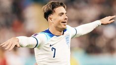 Grealish festejó de manera particular su gol para Inglaterra. Grealish festejó de manera particular su gol para Inglaterra.