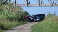 Un ciclista encontró un cuerpo calcinado en un camino cerca de Rosario Un ciclista encontró un cuerpo calcinado en un camino cerca de Rosario