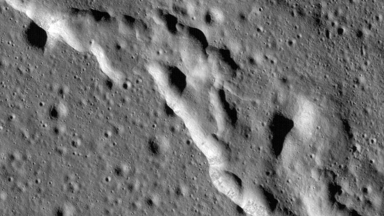 Los científicos describen los terremotos que se producen en la luna.