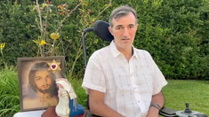 Esteban Bullrich grabó un video por Pascuas.