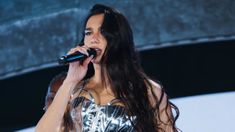 Dua Lipa agotó localidades en sus dos presentaciones en el estadio Monumental. Dua Lipa agotó localidades en sus dos presentaciones en el estadio Monumental.