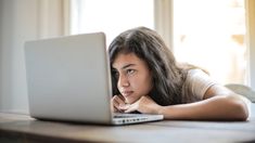 La astrología detalló que personas podrían considerarse los más aburridos.