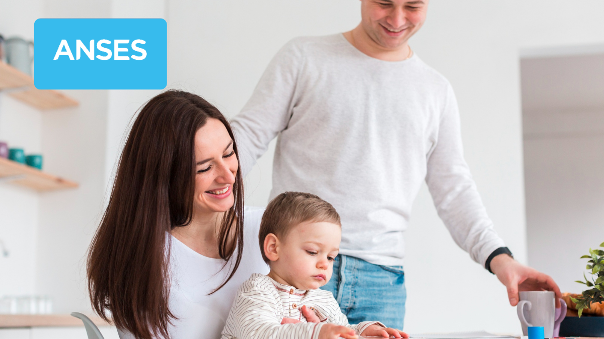 ANSES entrega un triple bono que llega a casi $500.000: cuál te corresponde