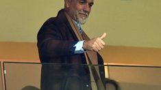 Gabriel Batistuta saluda a los tifosis de la Fiorentina en el Artemio Franchi Gabriel Batistuta saluda a los tifosis de la Fiorentina en el Artemio Franchi