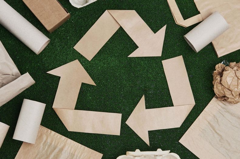Reciclar y reducir su uso en el hogar es una acción que trae grandes beneficios.