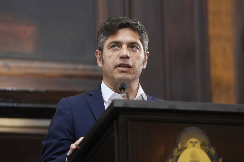 Axel Kicillof volvió a cuestionar a Javier Milei en X. 