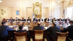 El presidente Alberto Fernández a último momento se sumó a la reunión. El presidente Alberto Fernández a último momento se sumó a la reunión.