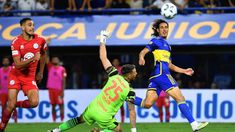 Cavani, autor de los tres goles de Boca ante Belgrano. Cavani, autor de los tres goles de Boca ante Belgrano.