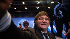 Reuniones, entrevistas y llamados con lideres internacionales: así fue el primer día de Milei como presidente electo