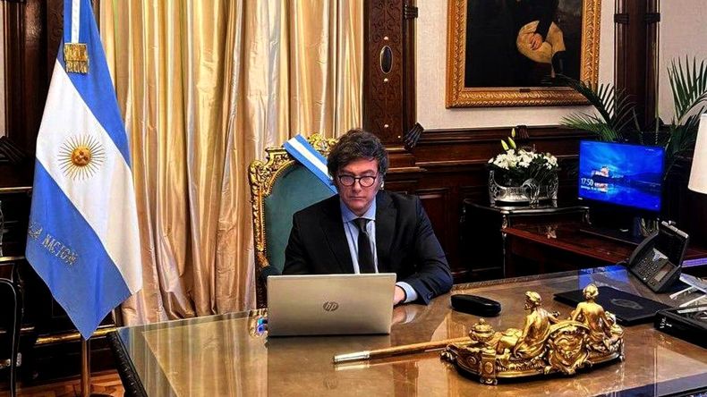 El Presidente encabeza otra reunión de Gabinete en medio de pulseadas políticas.&nbsp;