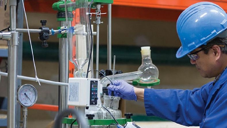 Los empleados químicos lograron un incremento adicional.