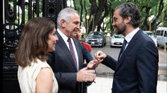 El Embajador de Estados Unidos en Argentina, Marc R. Stanley junto a Santiago Cafiero. El Embajador de Estados Unidos en Argentina, Marc R. Stanley junto a Santiago Cafiero.