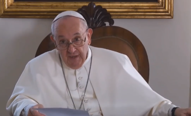 El papa Francisco sostuvo que las guerras son siempre una derrota y pidió respetar el derecho humanitario en Gaza.