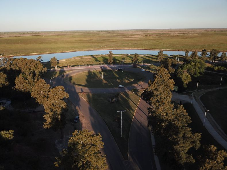 El río Baradero y sus espacios verdes son ideales para descansar y disfrutar al aire libre.