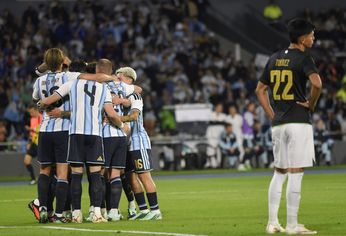 La Selección argentina, ya sin Messi, venció a Bolivia con contundencia.&nbsp;