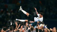 La Selección entusiasma a los argentinos. La Selección entusiasma a los argentinos.