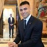 León XIV junto a Lautaro Martínez, goleador y campeón con Inter de Milan. León XIV junto a Lautaro Martínez, goleador y campeón con Inter de Milan.