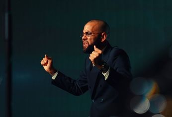 dani alves ahora es predicador evangelista y llega con una gira a la argentina