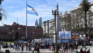 Habrá clases públicas de Química General, Álgebra, Sociología, Matemática, Algoritmos y estructura de datos, Teoría de la computación, Filosofía, Introducción al Pensamiento Científico, Sociedad y Estado, Microbiología, Cálculo numérico, entre otras.