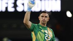 Argentina le ganó 1 a 0 a Chile en la segunda fecha y se clasificó a los octavos de final Argentina le ganó 1 a 0 a Chile en la segunda fecha y se clasificó a los octavos de final