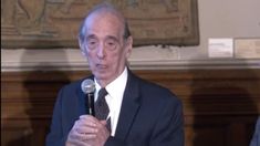 Arriazu brindó su mirada sobre el nuevo convenio con el FMI. Arriazu brindó su mirada sobre el nuevo convenio con el FMI.