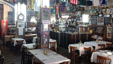 El Obrero combina una decoración única con un menú variado que refleja la cultura porteña. El Obrero combina una decoración única con un menú variado que refleja la cultura porteña.