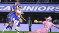 Vázquez definió y logró el gol de la victoria de Boca sobre Huracán.