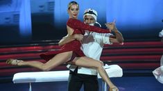 El emotivo homenaje a René Favaloro que el jurado de ShowMatch aplaudió de pie El emotivo homenaje a René Favaloro que el jurado de ShowMatch aplaudió de pie