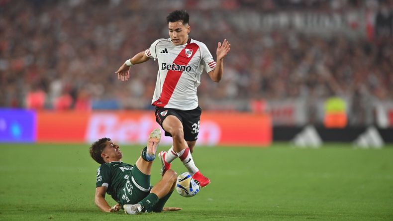 El delantero debutó en Primera el 31 de enero de 2024 con Martín Demichelis.&nbsp;