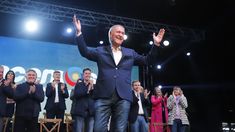 Juan Schiaretti tiene Covid-19. Juan Schiaretti tiene Covid-19.