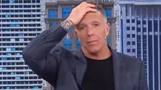 Sus colegas le pusieron un fulminante apodo al conductor. Sus colegas le pusieron un fulminante apodo al conductor.