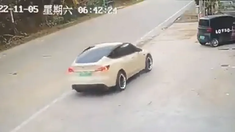 Tesla dio una explicación tras el grave accidente en China y se puso a disposición de la investigación. Tesla dio una explicación tras el grave accidente en China y se puso a disposición de la investigación.