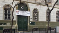 El hecho se produjo en el colegio Guadalupe de Palermo. El hecho se produjo en el colegio Guadalupe de Palermo.