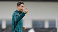 La foto de Cristiano Ronaldo con Papá Noel que fue viral por un motivo insólito La foto de Cristiano Ronaldo con Papá Noel que fue viral por un motivo insólito