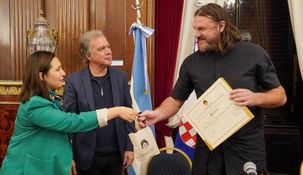 Solomun se convirtió en el primer DJ en ser declarado Huesped de Honor de la Ciudad.