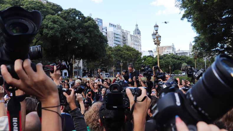 Camarazo en el Congreso: trabajadores de prensa repudiaron el brutal ataque a Pablo Grillo.