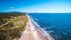 Un destino pensado para quienes buscan tranquilidad, paseos entre árboles y jornadas relajadas a orillas del Río de la Plata. Un destino pensado para quienes buscan tranquilidad, paseos entre árboles y jornadas relajadas a orillas del Río de la Plata.