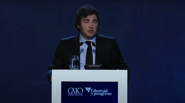 El presidente participó de un foro junto a Elon Musk, CEO de Tesla y SpaceX.