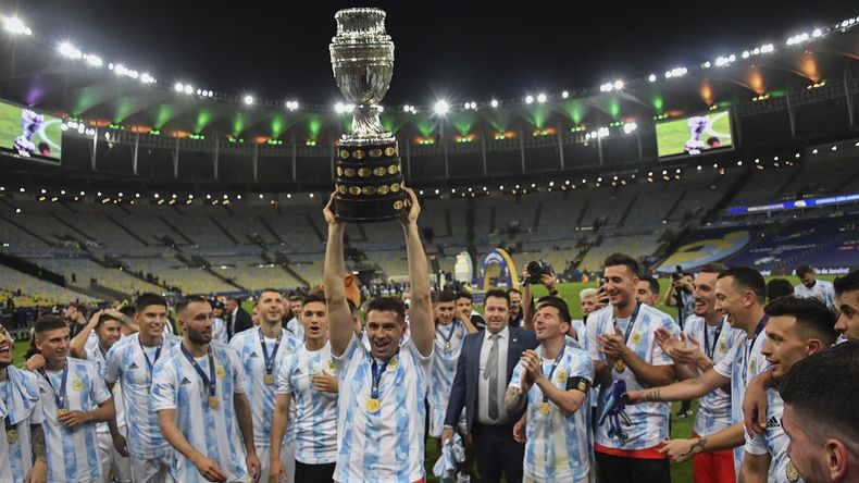 El arquero levantó la Copa América en el estadio Maracaná de Río de Janeiro.