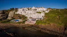 El museo queda en los acantilados de Punta Ballena. El museo queda en los acantilados de Punta Ballena.