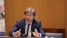No vamos a detenernos hasta cubrir todas las vacantes posibles, adelantó Mahiques. No vamos a detenernos hasta cubrir todas las vacantes posibles, adelantó Mahiques.
