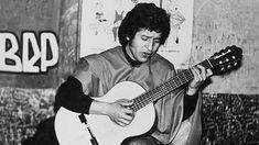 Chile: condenaron a 25 años de prisión a asesinos del cantante Víctor Jara Chile: condenaron a 25 años de prisión a asesinos del cantante Víctor Jara
