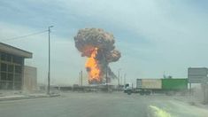 Ya hay 40 muertos y 1.000 heridos por la explosión en un puerto en Irán. Ya hay 40 muertos y 1.000 heridos por la explosión en un puerto en Irán.