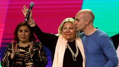 El mandatario junto a Carrió en un acto de campaña de Juntos por el Cambio. El mandatario junto a Carrió en un acto de campaña de Juntos por el Cambio.