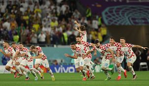 Los jugadores croatas tras la histórica victoria.