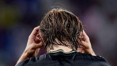 Este jugador llegó a ser capitán de la Selección de su país. Este jugador llegó a ser capitán de la Selección de su país.