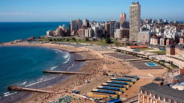 Mar del Plata se vio sacudida por una ola de enormes dimensiones.