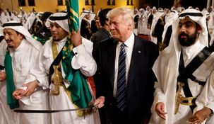 Trump durante su estadía en territorio saudita. Trump durante su estadía en territorio saudita.
