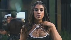 Seguidoresde Rosina aseguran que la administradora de votos se quedó con el dinero ycompró un departamento Seguidoresde Rosina aseguran que la administradora de votos se quedó con el dinero ycompró un departamento