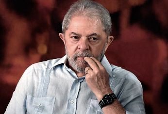 Lula lidera ampliamente las encuestas para las elecciones presidenciales del 2 de octubre.